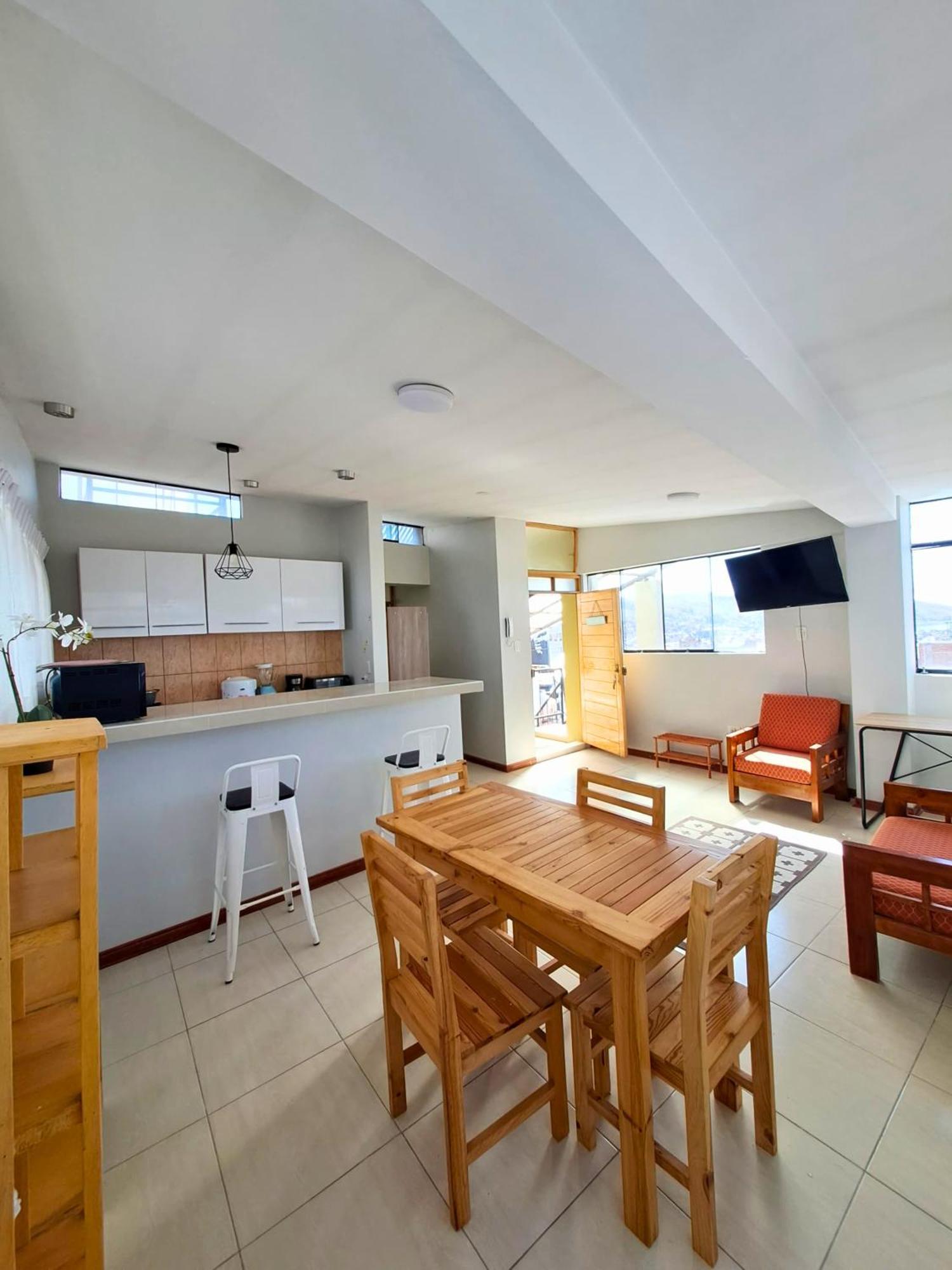 Bed and Breakfast Urpi Wasi Backpackers Puno Exterior foto